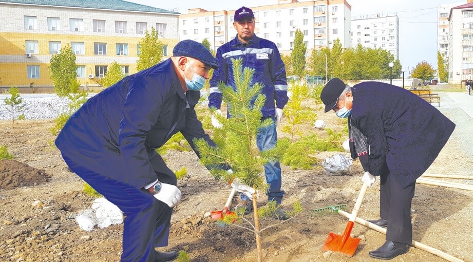 Вы сейчас просматриваете ТЕМІРЖОЛШЫЛАР САЯБАҒЫ БОЙ КӨТЕРДІ