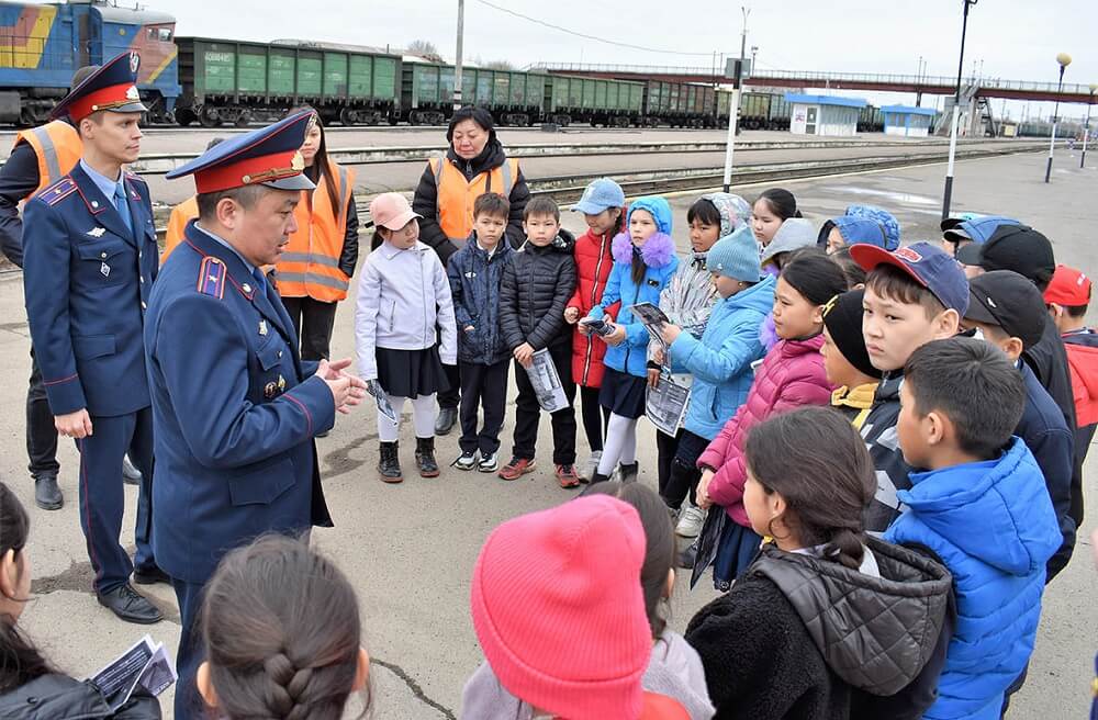 Вы сейчас просматриваете Урок  на  перроне