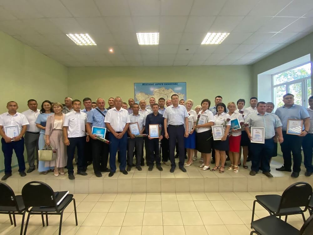 Вы сейчас просматриваете В столицу за наградой