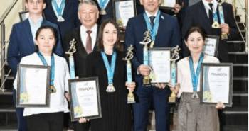Подробнее о статье МАРАФОН ЖЕҢІМПАЗДАРЫ МАРАПАТТАЛДЫ!