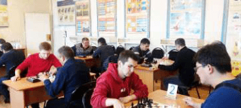 Подробнее о статье ХОД КОНЕМ!
