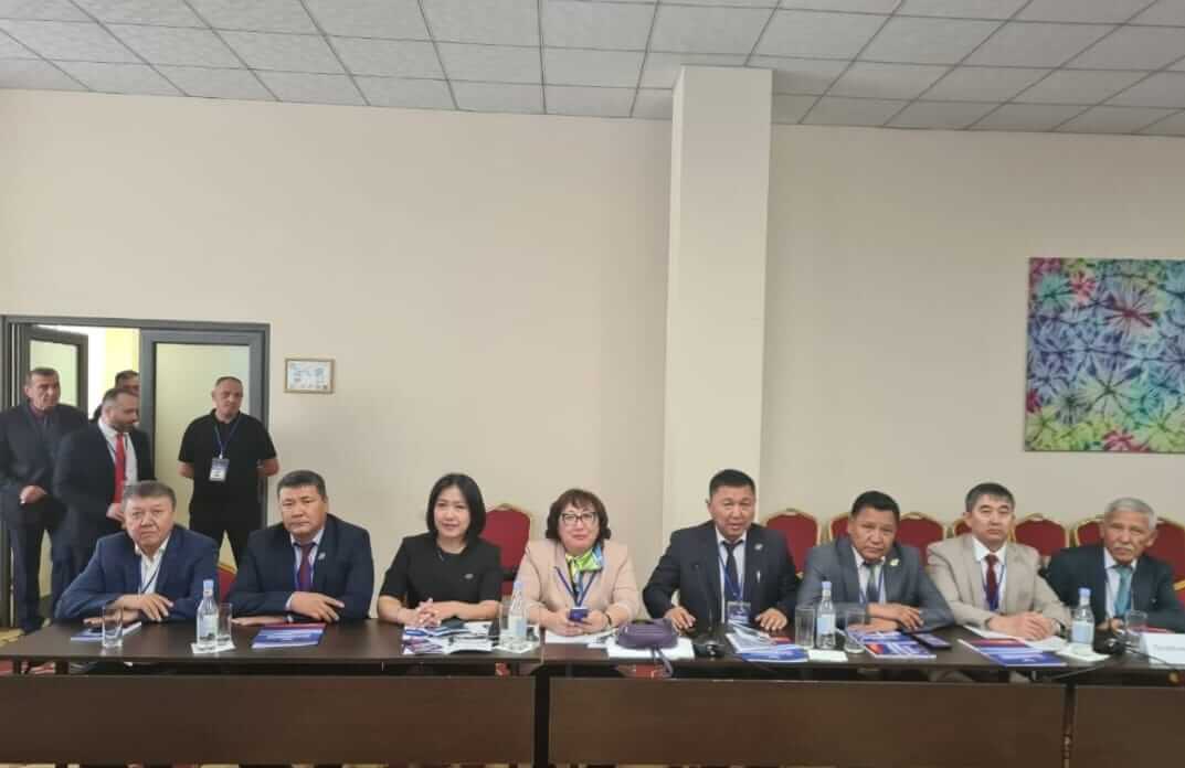 Вы сейчас просматриваете КОНФЕДЕРАЦИЯ КЕҢЕСІНЕ ҚАТЫСТЫ